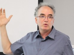 Hugo Hopenhayn
