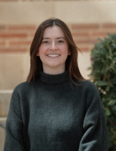 <a href="https://economics.ucla.edu/undergraduate/contact-us/">Lauren Burger</a>