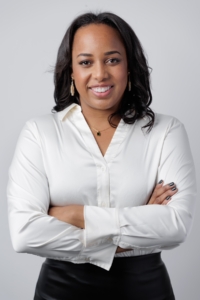 <a href="https://economics.ucla.edu/undergraduate/contact-us/">Lauren Arshad</a>